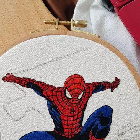 Spiderman Embroidery, Split Stitch, Needle Work, Sky Art, The Sky, Hand Embroidery, Needlework, Spiderman, Split