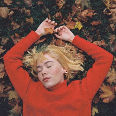 Vans Girl, Cool Album Covers, Girl In Red, Timeline Cover, Iconic Album Covers, 사진 촬영 포즈, Music Album Covers, Eyes Closed, Indie Pop