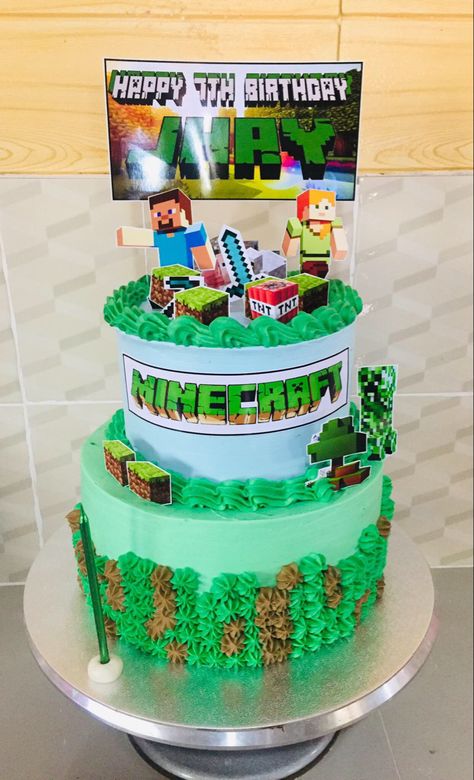 Two Tier Minecraft Cake, Minecraft Theme Cake, Birthday Cake Minecraft, Minecraft Cake Designs, Cake Minecraft, Tire Cake, Showstopper Cakes, Minecraft Birthday Cake, Minecraft Theme