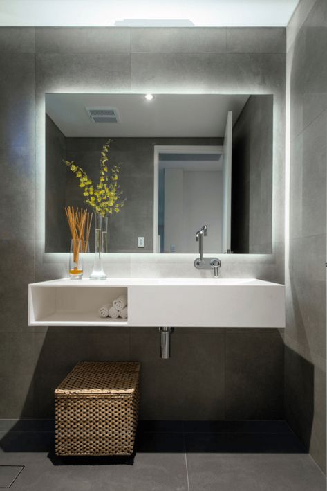 illuminated-large-bathroom-mirror-675x1011 Latest Trends: Best 27+ Bathroom Mirror Designs Small Bathroom Mirrors, Bathroom Mirror Makeover, Bathroom Mirror Ideas, Bathroom Mirrors Diy, Large Bathroom Mirrors, Bathroom Mirror Design, Modern Bathroom Mirrors, Bathroom Mirror Frame, Great Bathrooms