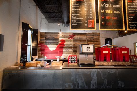 Pallet Wood Restaurant designs - Hot Chicken Takeover Rotisserie Chicken Restaurant Design, Fried Chicken Store Design, Fried Chicken Shop Design, Chicken Shop Design Ideas, Chicken Restaurant Interior, Chicken Shop Design, Fried Chicken Restaurant Design, Chicken Restaurant Design, Chicken Bar