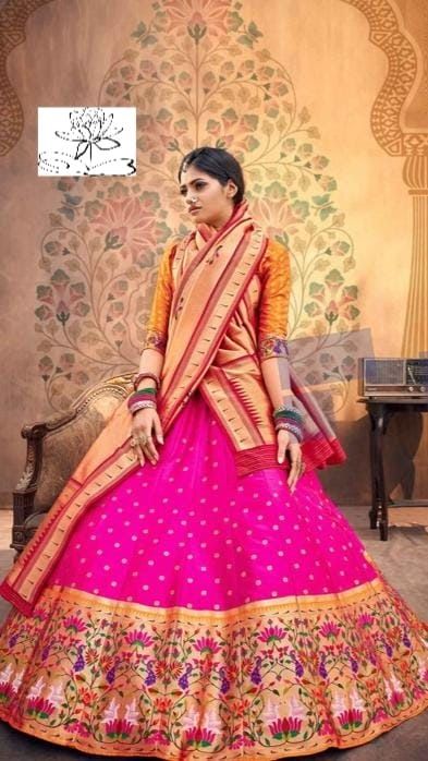 Party Wear Lengha, Paithani Blouse, Saree Function, Lehenga Saree Design, Simple Lehenga, Paithani Saree, Anarkali Dress Pattern, Lengha Choli, Half Saree Designs