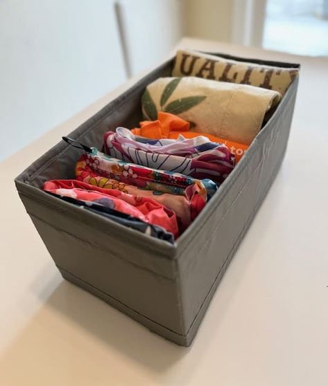 Storage For Reusable Grocery Bags, Shopping Bag Storage Ideas Diy, Organizing Reusable Grocery Bags, Travel Bag Storage Ideas At Home, Shopping Bag Organizer, Shopping Bags Storage, Work Bag Storage At Home, Storage For Grocery Bags, Bag For Life Storage