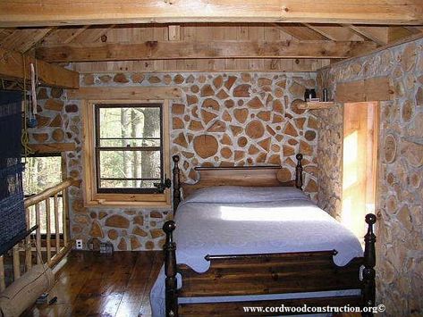 Off Grid Cordwood Cabin – Cordwood Construction ™ Cordwood Construction, Cordwood Homes, Casa Hobbit, Cord Wood, Fire Pit Furniture, Fa Fal, Cob House, Bottle Wall, Earth Homes