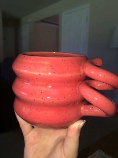 Cool Clay Mugs, Creative Mug Handles, Abstract Mugs, Cool Mug Handles, Fun Mug Handles, Unique Mugs Pottery, Fun Ceramic Mugs, Unique Mug Handles, Funky Ceramic Mugs