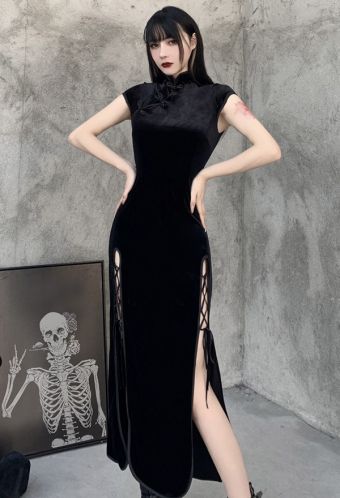 Aesthetic Dress, Dress Women Elegant, Goth Dress, Cheongsam Dress, Ballroom Dress, Velvet Fashion, Elegant Dresses Long, Long Black Dress, Cheongsam