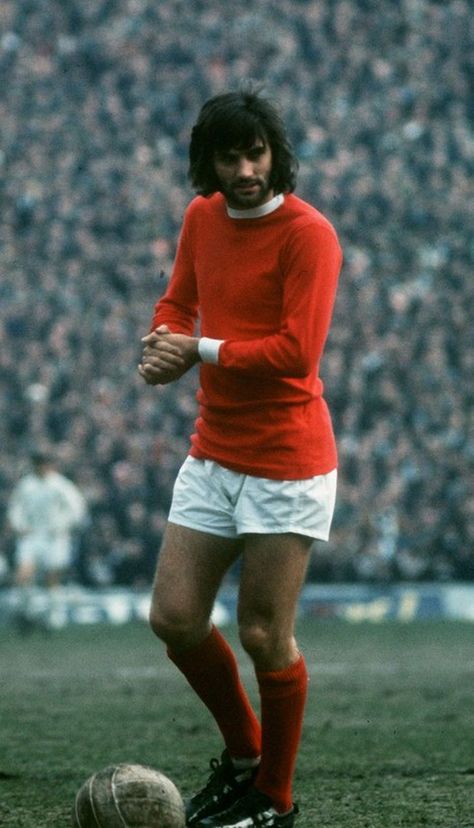 George v Leeds English Football Stadiums, Manchester United Shirt, Sporting Legends, Soccer Photography, Manchester United Legends, Match Of The Day, George Best, Manchester United Football Club, Classic Football Shirts