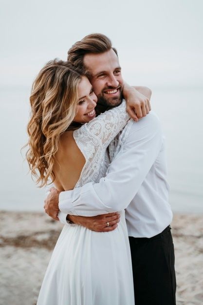 Bride And Groom Beach Photos, Wedding Poses For Bride And Groom Beach, Beach Wedding Photos Family, Bride And Groom Pictures Beach, Fun Wedding Poses For Bride And Groom, Simple Beach Wedding Photos, Beach Wedding Photography Ideas, Beach Wedding Photoshoot Ideas, Wedding Poses Beach