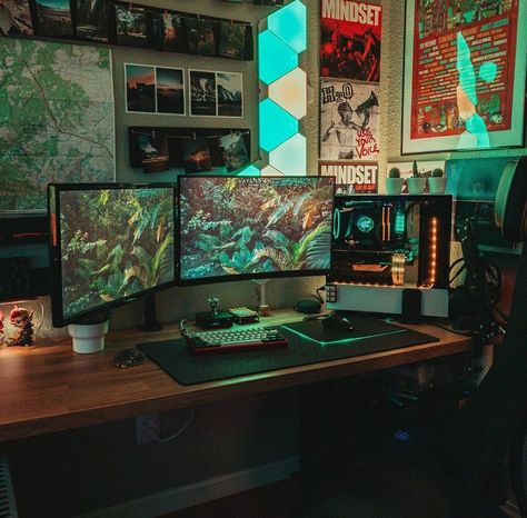 Cozy Tech Room, Small Stream Room Ideas, Dark Acedamia Gaming Setup, Stream Room Decor, Earth Tone Pc Setup, Pc Gaming Setup Aesthetic Dark, Fairy Pc Setup, Alt Gaming Setup, Lofi Gaming Setup