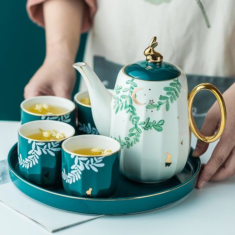 Unique Utensils, Tea Sets Modern, Modern Tea Pot, Luxury Tea, Kitchen Set Up, Temple Design For Home, Teapot Set, Tea Diy, Ceramic Tea Set