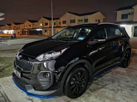 Kia Logo, Hyundai Ix35, Wide Body Kits, Crossover Suv, Car Repair Service, Black Wheels, Custom Vans, Hyundai Santa Fe, Black Edition