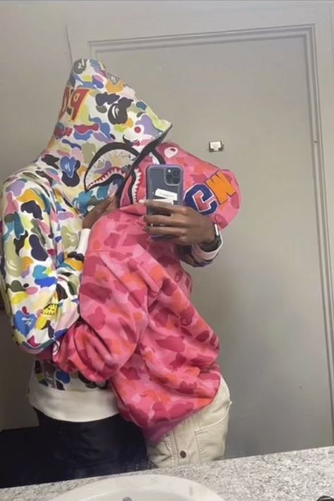 Couple Bape Hoodie, Bape Couples, Matching Bape Hoodies, Selfie Ideas Couple, Swag Couples, Swag Pics, Bape Hoodie, Couple Fits, Best Friend Outfits