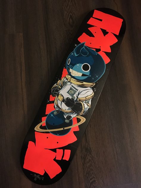 Painting Skateboards, Graffiti Furniture, Skate Bord, Custom Skateboard Decks, Skateboard Designs, Custom Skates, Skateboard Deck Art, Deck Art, Skateboard Art Design