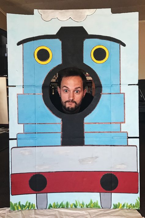 Train Photobooth, Diy Thomas The Train, Thomas The Train Costume, Train Diy, Train Costume, Diy Photobooth, Train Adventure, Face In Hole, Birthday Boys