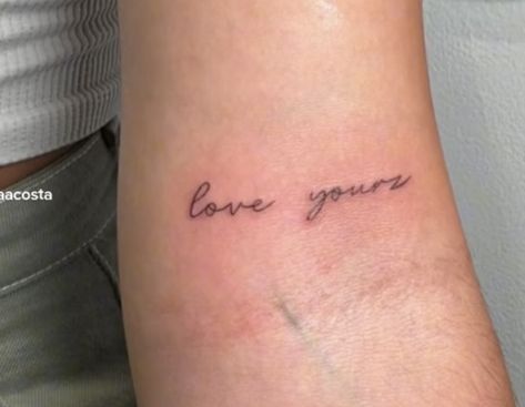 Celeberties Tattoos, Love Yours Tattoo Fonts, Tattoo Ideas Female Cursive, Love Yours Tattoo Designs, Love Yourz Tatoos, Love Yourz Tattoo Women, Love Deeply Tattoo, Love Yourz Tattoo Ideas, Lovely Tattoo Word