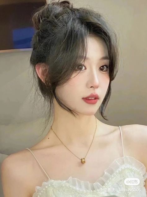 Korean Long Hairstyle, Layers For Long Hair, Long Hairstyle Ideas, Pretty Hair Cuts, Hairstyle Ideas Easy, Hair Style Korea, Hair Inspiration Long, Face Framing Bangs, Long Hairstyle