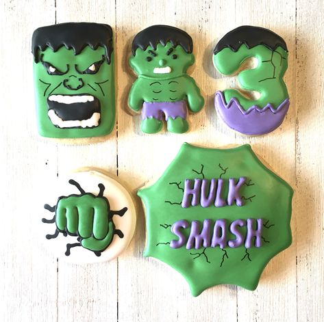 Hulk Cookies Royal Icing, Hulk Birthday Cookies, Hulk Decorated Cookies, Hulk Cookies Decorated, Hulk Themed Birthday Party, Hulk Party Ideas, Hulk Birthday Party Ideas, Hulk Cookies, Hulk Birthday Party Decorations