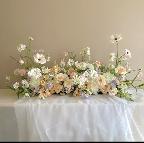 Flower Arrangements Table Centre Pieces, Cake Table With Flowers, Ground Floral Arrangements Wedding, Compote Floral Arrangement, Flower Table Centerpieces, Sweetheart Table Florals, Bridal Table Flowers, Chuppah Flowers, Travis Wedding