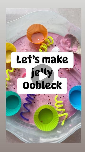 Jelly Activities Sensory Play, Oobleck Activities Preschool, Jelly Messy Play, Oobleck Sensory Bin, Jello Activities For Toddlers, Jelly Sensory Play, Oobleck Activities, Jelly Play, Oobleck Recipe