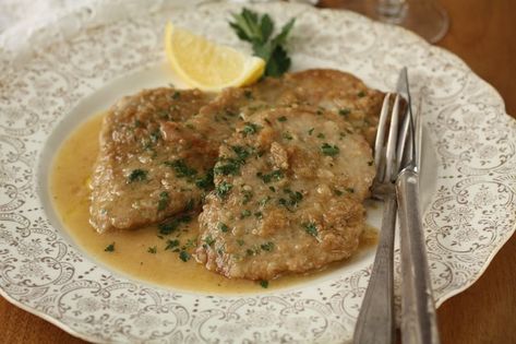 Veal Leg Cutlets Recipes, Veal Scallopini Recipes, Veal Cutlet Recipes, Veal Escalope, Veal Piccata, Cutlet Recipes, Veal Steak, German Dishes, Veal Cutlet