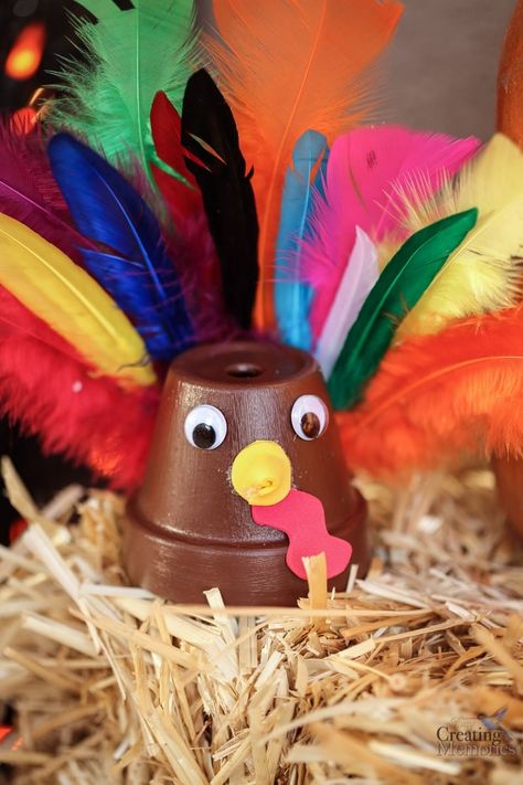 DIY Clay Pot Turkey Craft for kids, Great Last minute Thanksgiving Craft Flower Pot Turkey Crafts, Flower Pot Turkey, Clay Pot Turkey Craft, Small Terra Cotta Pot Crafts, Diy Turkey Crafts, November Decorations, Pot Animals, Handprint Turkey, Turkey Handprint Craft