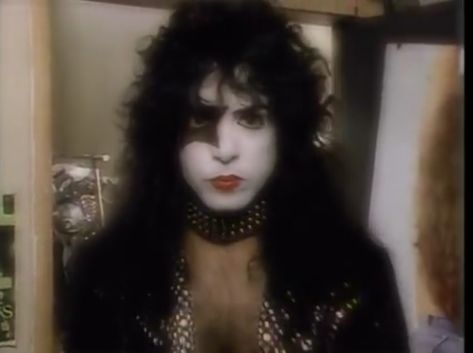 Kiss Pfps Band, Kiss Band Pfp, Starchild Kiss, Kiss Pfp, Mayhem Black Metal, Kiss Icons, Paul Kiss, Kiss Concert, Star Child