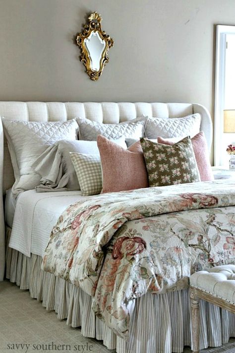 Farmhouse Bedroom Colors, Natural Fall Decor, French Country Rug, Trendy Farmhouse, Bedroom Redesign, Pottery Barn Bedding, Savvy Southern Style, French Country Bedrooms, Estilo Shabby Chic