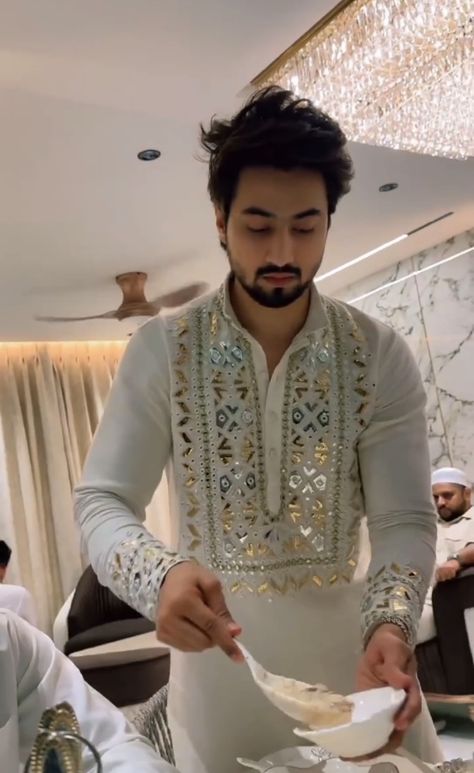 Mans Suit, Kurta Designs Men's, Faisal Shaikh, Indian Wedding Clothes For Men, Mehndi Function, Boys Kurta Design, Islamic Motifs, Wedding Dresses Men Indian, Gents Kurta Design