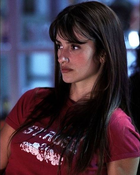 Penelope Cruz Movies, Priscilla Presley, Penelope Cruz, Beauty Shots, Julia Roberts, Dream Hair, Grace Kelly, Cut And Color, Hairstyles With Bangs