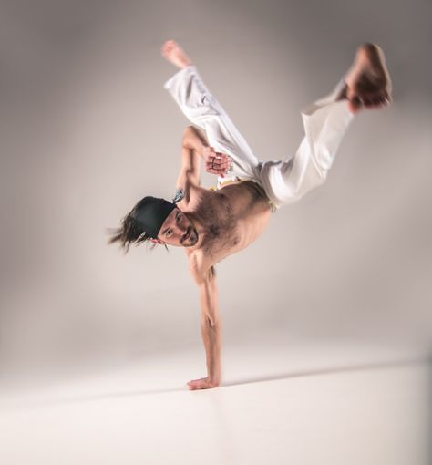 Capoeira Kick Capoeira Kick, Action Poses, Art Poses, Martial Arts