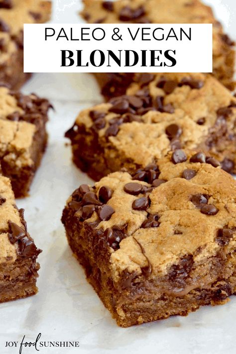 Vegan Chocolate Stuffed Paleo Blondies are an easy, healthy dessert that's ready in 30 minutes! Gluten-free, dairy-free & refined sugar free! Paleo Blondies, Blondies Healthy, Vegan Blondies, Easy Healthy Dessert, Whole 30 Dessert, Paleo Cookies, Paleo Recipes Dessert, Paleo Baking, Vegan Cakes