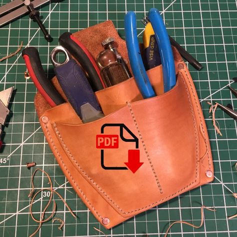 Leather Tool Pouches Diy, Pouch Template, Small Tool Pouch, Leathercraft Projects, Diy Leather Tools, Leather Tool Pouches, Diy En Cuir, Leather Creations, Tool Pouches