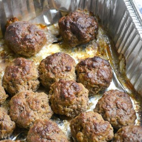 Smoked Meatball Recipe - 4 Sons 'R' Us Wood Fire Grill Recipes, Smoked Meatballs, Grilled Meatballs, Smoked Dishes, Traeger Cooking, Ground Beef Recipe, Easy Ground Beef, Pellet Grill Recipes, Traeger Recipes