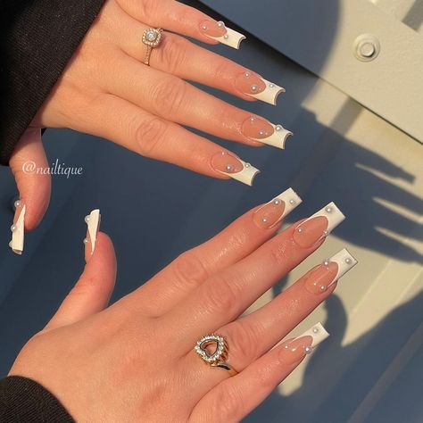 Cherry Nail, Bad Nails, Nail Aesthetic, Square Nail, Wow Nails, Long Acrylic Nail Designs, Floral Nail, French Tip Acrylic Nails, Simple Acrylic Nails