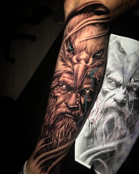 Odin 🙏🏽🔥 . . #blackandgreytattoo #realism #tattoo #tattooart #ink #inked Odin And Thor Tattoo, Viking Compass Tattoo Men, Odins Ravens Tattoo, Odin Tattoo, Odin With Ravens Tattoo, Viking Realistic Tattoo, Tattoo Odin, Odin Realistic Tattoo, Viking Realism Tattoo