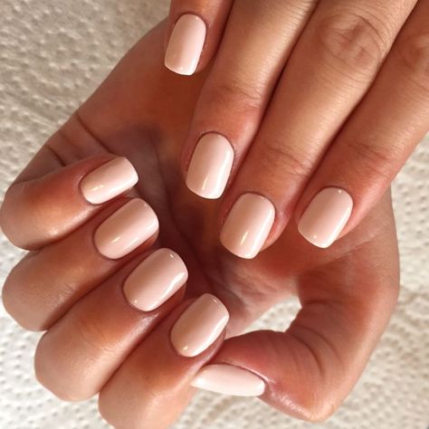 pinterest: chandlerjocleve instagram: chandlercleveland Gelish Tan My Hide, Gelish Nails Summer, Tan Manicure, Gelish Nails Colors, Tan Skin Nails, Gelish Polish, Gelish Nail Colours, Tan Nails, Gel Nails Long