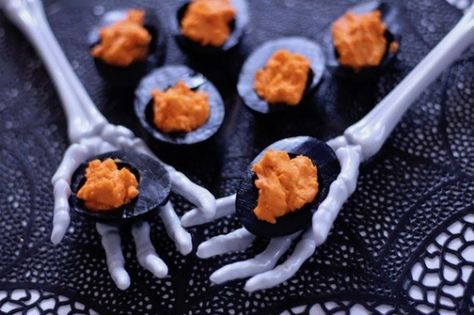 Black & Orange Halloween Deviled Eggs Colored Deviled Eggs, Pumpkin Deviled Eggs, Halloween Deviled Eggs, Thanksgiving Deviled Eggs, Jalapeno Deviled Eggs, Sriracha Deviled Eggs, Devilled Eggs Recipe Best, Deviled Eggs Recipe Classic, Devilled Eggs