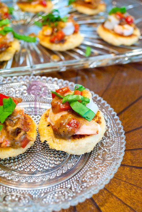 Shrimp and Grit Canapes with Basil Bacon Gravy- maybe instead of the polenta items? This feels far more Southern, Appetizers In A Cup, Canape Recipes, Bacon Gravy, Bacon Sauce, Canapes Recipes, Bite Size Food, Apps And Snacks, Wedding Appetizers, Shrimp Grits