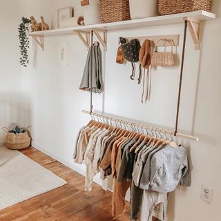 Cozy Baby Room, Open Wardrobe, Baby Room Themes, Rooms Decor, Open Closet, Nursery Closet, Nursery Room Design, Nursery Modern, Baby Room Inspiration