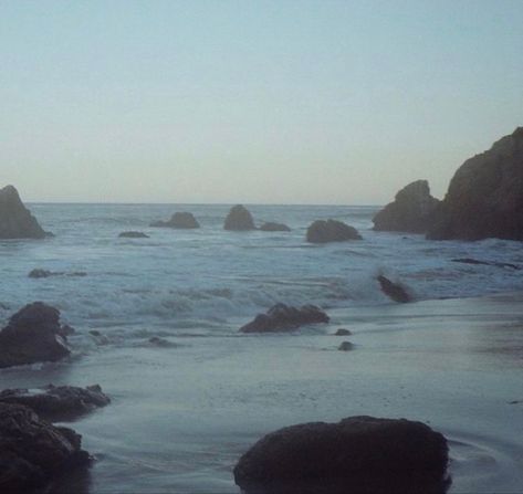 rocks on beachshore gloomy beach vibes Gloomy Beach, Misty Beach, High By The Beach, Mermaid Aesthetic, Ocean Pictures, Beach Rocks, Ocean Vibes, Aesthetic Beach, Island Girl