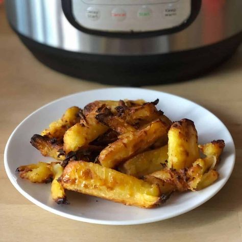 How to Roast Parsnips in the Instant Pot Duo Crisp Instant Pot Parsnips, How To Roast Parsnips, Duo Crisp Recipes, Instant Pot Duo Crisp Recipes, How To Cook Parsnips, Roast Parsnips, Puy Lentil Salad, Instant Pot Duo Crisp, Ham And Cabbage Soup