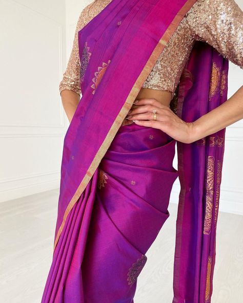 TiaBhuva.com | Saree on Instagram: “Happy Monday loves! Here’s a perfectly pleated pallu x perfect hip pleats to fill your feed this morning 🤩 We paired this purple…” Hip Pleats Saree, Bridesmaids Outfits, Pleated Saree, Bridesmaid Outfit, Happy Monday, This Morning, Saree, Purple, On Instagram