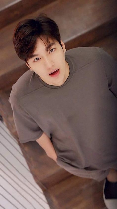 Le Min Hoo, Lee Min Ho Wallpaper Iphone, Lee Min Ho Pics, Lee Min Ho Dramas, Lee Min Jung, Kore Ulzzang, Korean Male Actors, Lee Min Ho Photos, Asian Man