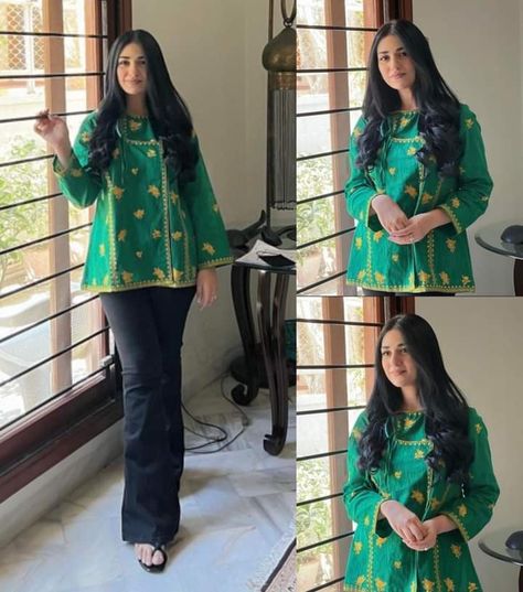 Casual Kurtis For College Pakistani, Traditional Tops With Jeans, Straight Kurti Designs Cotton, Pakistani Short Kurti Designs, Kurti With Jeans, Sara Khan, Fancy Casual, Short Kurti, Pakistani Fashion Casual