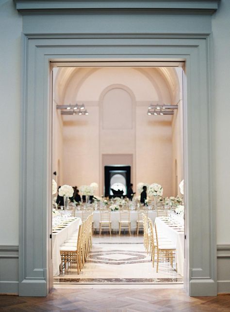 Classic St. Louis Cathedral + Art Museum Wedding Cathedral Art, St Louis Art Museum, St Louis Cathedral, Art Museum Wedding, St Louis Art, St Louis Wedding, Reem Acra, Museum Wedding, Big Party