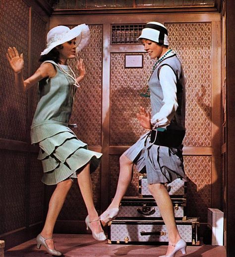 Thoroughly Modern Millie -Dancing the elevator down Millie Dancing, Julia Andrews, 20s Glamour, Dance Sequence, Thoroughly Modern Millie, Annie Jr, Mary Poppins 1964, Movie Musicals, Modern Millie