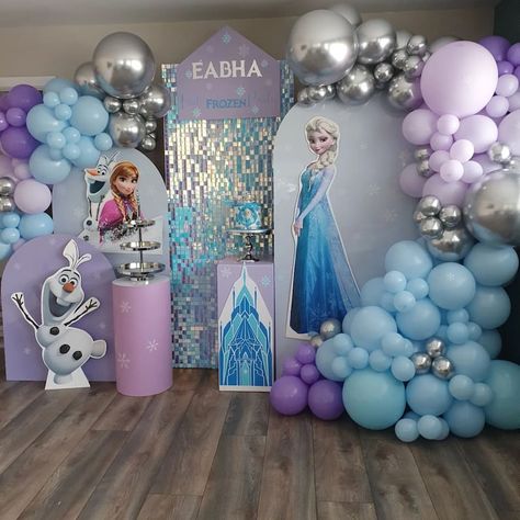 DIY Balloon Garland Kit Frozen Inspired Girls Birthday - Etsy Australia Frozen Party Ideas Decoration Centerpieces, Frozen Birthday Set Up, Frozen Theme Table Decor, Frozen Balloon Display, Elsa Frozen Decorations Party Ideas, Disney Theme Birthday Decor, Frozen Themed Balloon Garland, Elsa Backdrop Frozen Theme, Birthday Decorations For Girls Kids