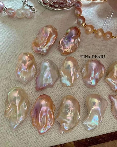 Tina Seven | The finest baroque pearls🤩🤩 #pearl #pearls #jewelry #jewellery #baby #babyshower #girl #girls #woman #women #miss #outfit #daily… | Instagram Pearl Aesthetic, Pearl Baroque, Fairytale Aesthetic, Pearls Jewelry, Baroque Pearls, Fashion Blogger, Instagram, Art