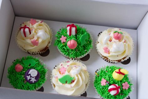 @hannahjadecakes Animal Crossing Themed Birthday Party, Animal Crossing Cupcakes, Animal Crossing Cake, Acnh Bedroom, Dessert Animals, Animal Crossing Cafe, Ten Birthday, Nintendo Party, Journey Art