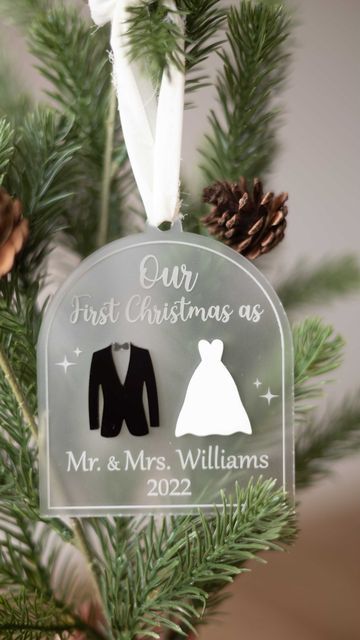 Christmas Ornaments Gifts, Christmas Wedding, Personalized Christmas Gifts, Personalized Ornaments, Personalized Christmas Ornaments, Bridal Shower Gifts, Ornament Gifts, Wedding Favours, Bride Gifts